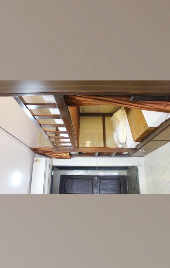 Awesome Dormitory Male Only Mumbai Eksteriør bilde